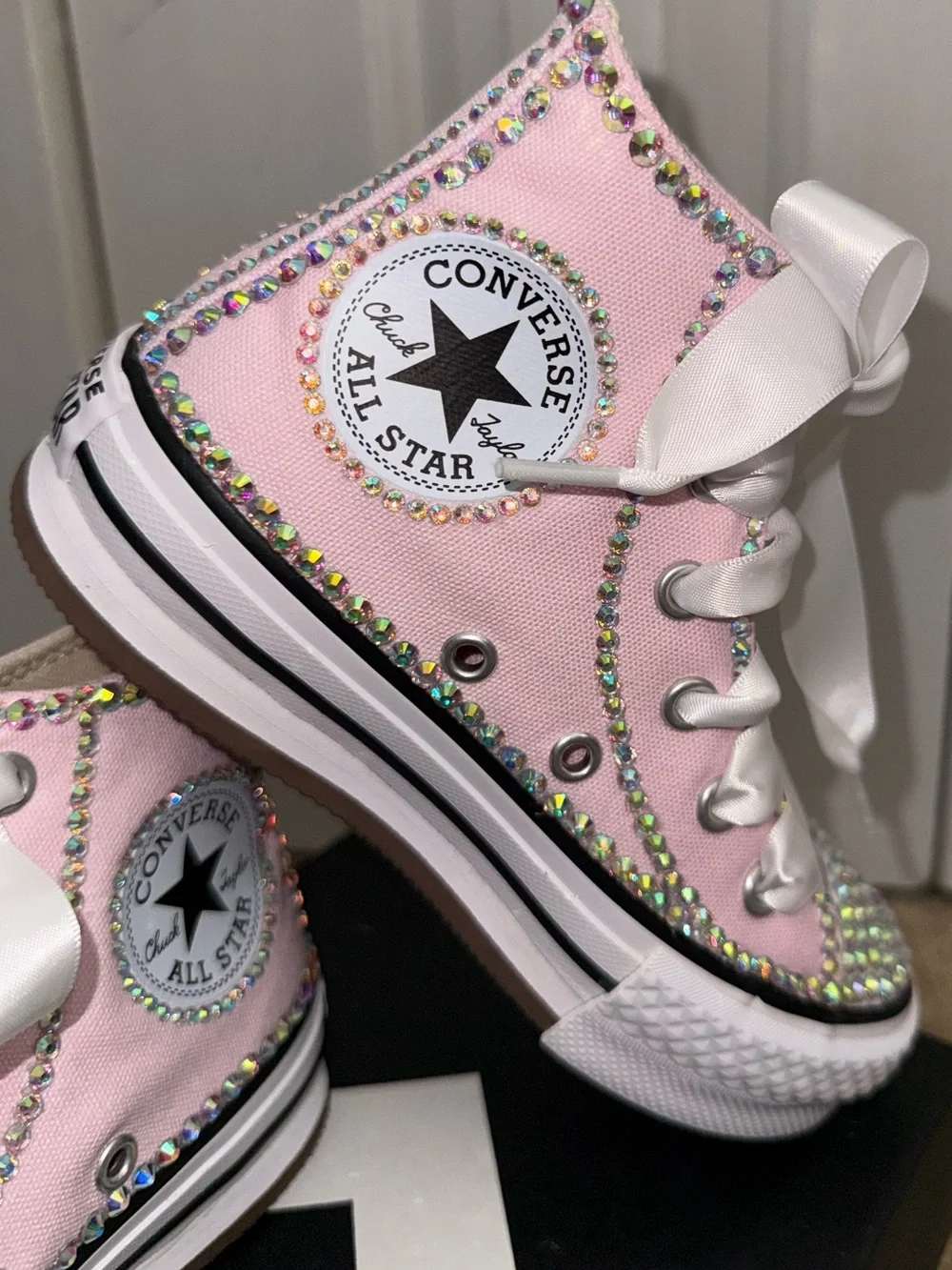 NWT Custom Bling Converse Chuck Taylor High Tops | Kids Size 11 | Pink | Rhinest